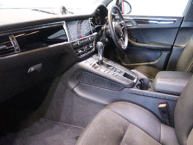 ���h���X�A�b�v���܂߁A�p�[�c�̂����k������܂��I�����Z�f�X�E�A�E�f�B�E�a�l�v�E�u�v�E�|���V�F�A�A�����J�ԁA���[���b�p�ԁA���̑������郁�[�J�[�E�Ԏ�̃J�X�^��������`���������Ē����܂��B