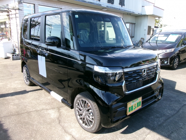 Ｎ　ＢＯＸ　カスタム　４ＷＤ(ホンダ) ターボ 中古車画像