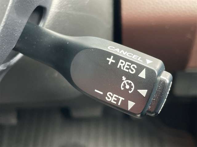 �y�N���[�Y�R���g���[���z�A�N�Z���L�����