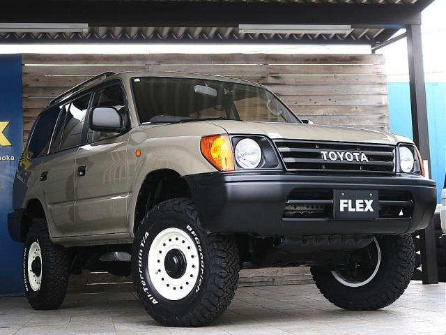 ���t�g�A�b�v���{���Ă���N���V�b�N���̒��Ƀ��C���h��������܂��I