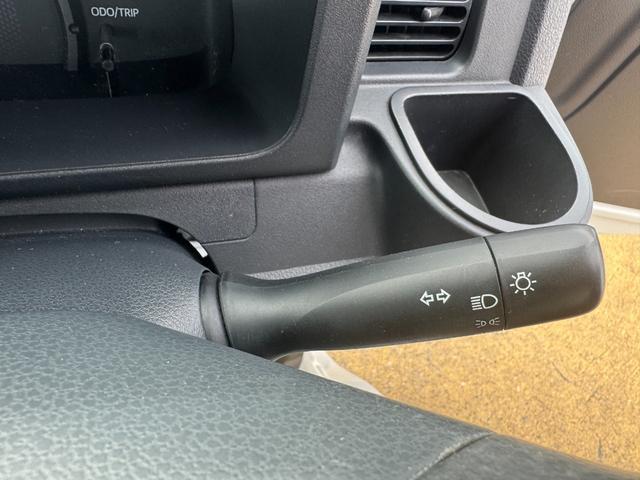 �ԗ��̏ڍׂ��Ԃɕt���܂��Ă̓X�^�b�t�܂ł��C�y�ɂ��₢���킹���������B