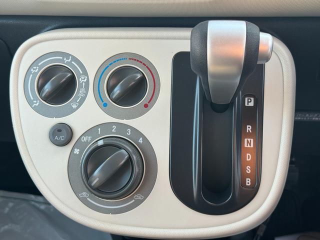 �ԗ��̏ڍׂ��Ԃɕt���܂��Ă̓X�^�b�t�܂ł��C�y�ɂ��₢���킹���������B