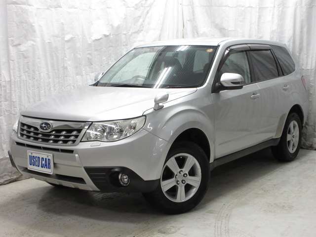 お車の状態は内外装共にとても綺麗な状態を