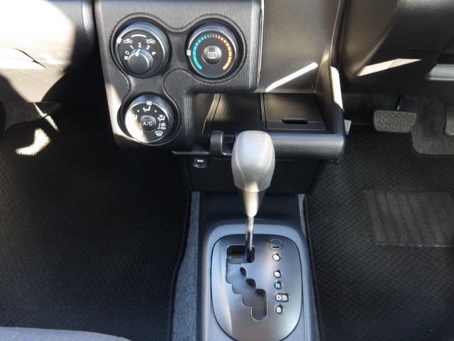 �I���b�N�X�t�|����������X�ւ̂��₢���킹�́A�s�d�k�F�O�Q�V�|�R�W�W�|�W�R�R�U�܂ł��C�y�ɂǂ����I�i�c�Ǝ��ԁF10���`�P�X���@���j��x�j