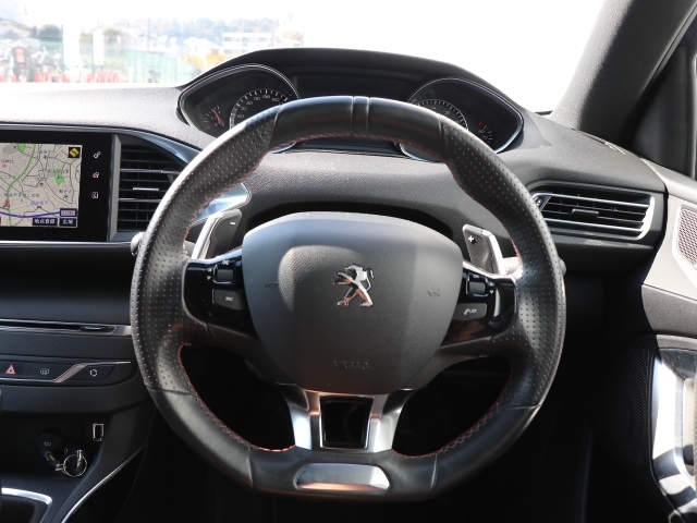 ３０８(プジョー) アリュール　ブルーＨＤｉ 中古車画像