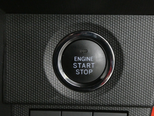 �G���W���n���̓{�^�����ƂȂ��Ă���܂�