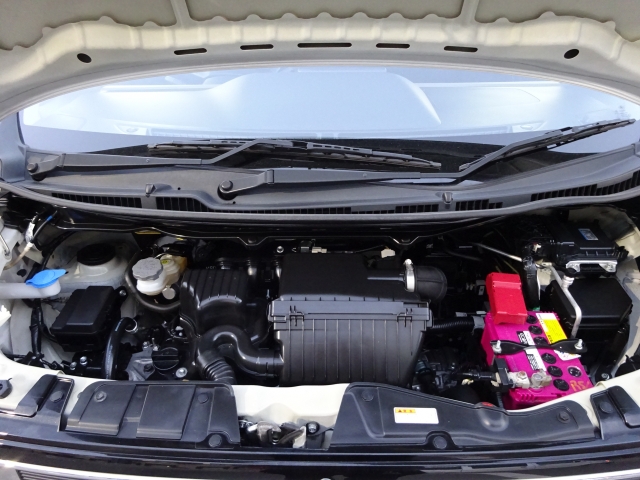 �G���W�����[�������ꂢ�ł���B�@�֋@�\�n���ǍD�ł��B�[�ԑO�ɓ_���������s���܂��B�G���W���I�C���E�I�C���t�B���^�[�E�G�A�R���t�B���^�[�E���C�p�[�S���͕K�������v���܂�