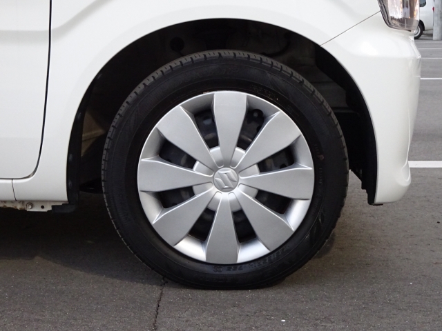 �������z�C�[���L���b�v(^^�􁚎ԑ̂̕��͋C�ƍ����Ă���̂͏����i�Ȃ�ł͂ł��ˁI