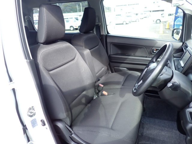 �t�����g�V�[�g�A��ԗǍD�ň��S�ł��B�傫�ȉ�����Ȃ����S�ł�