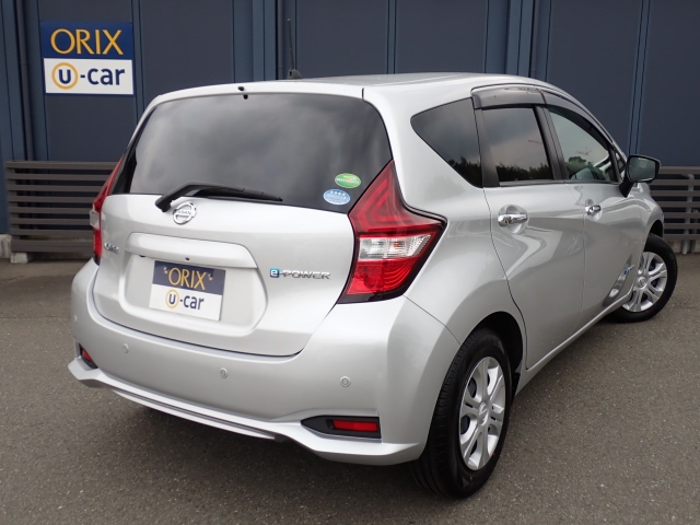 �����r���[�̉摜�ɂȂ�܂��B�I���b�N�X�F�蒆�ÎԂɂ́A���w��������S���Ă���肢���������߂ɁA�Ǝ��̢�I���b�N�X�F�蒆�Îԕۏأ�����t�����Ă��܂��B