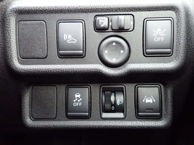 �����h�~�@�\�A�Փˉ���y���u���[�L�t���ŁA�����S�Ƀh���C�u�����y���݂��������܂���