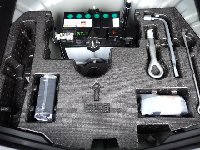 �p���N�C���L�b�g���t���Ă܂��B�������̎��̉��}���u�ɕK�v�ł��B