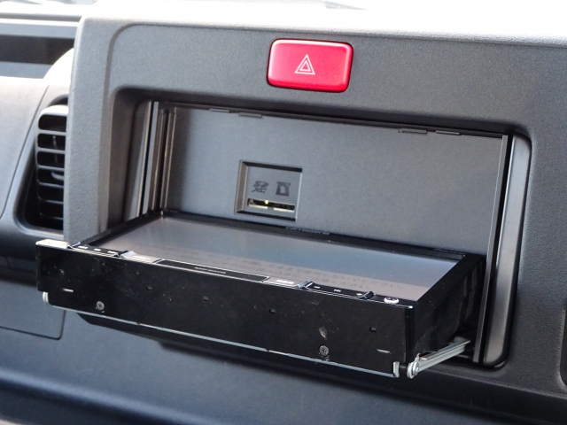 �g���Ղ��J�[�i�r�͏��ʂ��L�x�Ŏg������ɗD��Ă���܂�������@���ȒP�Ȃ̂Œ����ɂ��g�������܂��I(^^)/