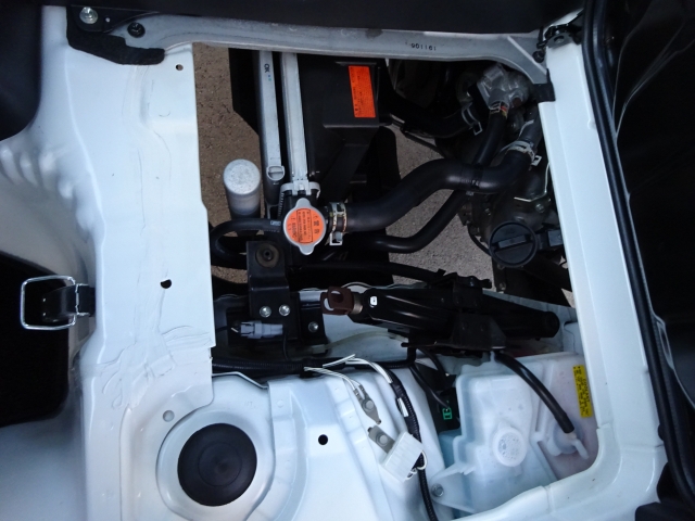 �G���W�����[�������ꂢ�ł���B�@�֋@�\�n���ǍD�ł��B�[�ԑO�ɓ_���������s���܂��B�G���W���I�C���E�I�C���t�B���^�[�E�G�A�R���t�B���^�[�E���C�p�[�S���͕K�������v���܂�