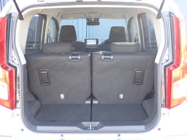 �ʏ펞�̃��P�b�W�X�y�[�X�ł��I�傫�ȊJ���ŉו��̏悹�~�낵���y�ɍs���܂��B