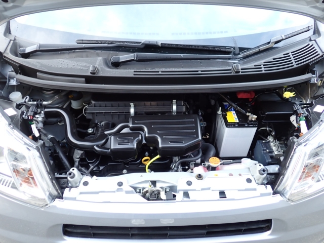 �G���W�����[�����N���[�j���O�ς݂ł��B�[�ԑO�ɓ_���������s���܂��B