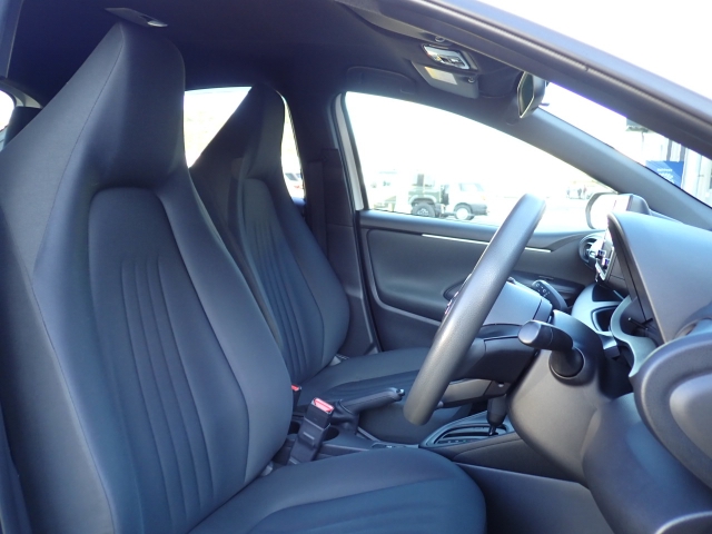 �t�����g�V�[�g�A��ԗǍD�ň��S�ł��B�傫�ȉ�����Ȃ����S�ł�