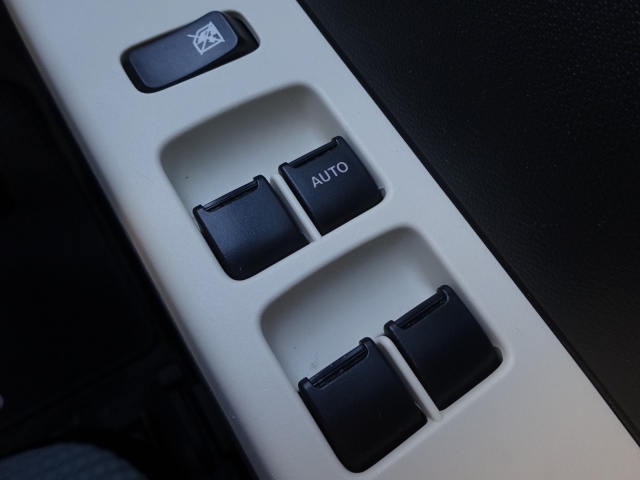 �S�ȃp���[�E�B���h�[�d�l�ł��B