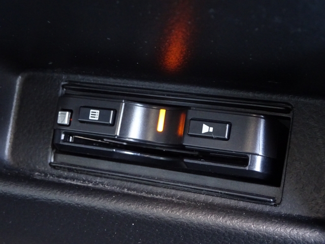 ETC���ڂł��B�L�����H�̗������Œ�Ԃ��鎖�Ȃ��X���[�Y�ɒʉ߂ł��܂��B