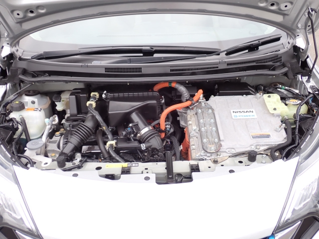 �G���W�����[�����N���[�j���O�ς݂ł��B�[�ԑO�ɓ_���������s���܂��B