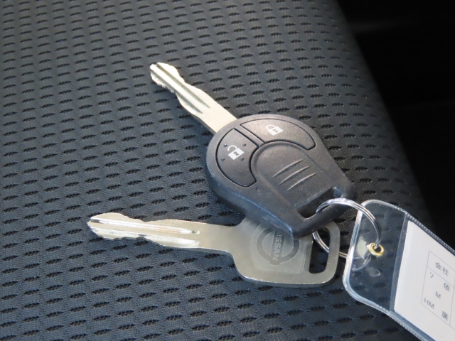 �L�[���X�L�[�G���g���[�ŎԊO����h�A�̊J���y�`���ł��l