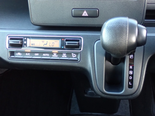 �V�t�g�ƃG�A�R���ł��B�I�[�g�G�A�R�������B���x�ݒ肪�o���āA�������K�ł���B