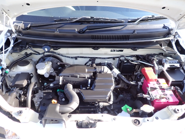 �G���W�����[�����N���[�j���O�ς݂ł��B�[�ԑO�ɓ_���������s���܂��B