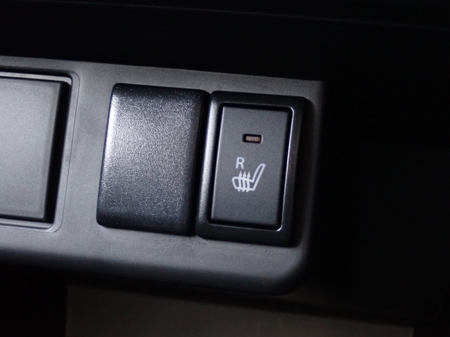 �V�[�g�q�[�^�[�̓G���W�����₦�Ă��Ă����ʓI�ɑf�����g���Ƃ邱�Ƃ��\�B�����������������ȕ��ɂ����ꂵ�������ł��B