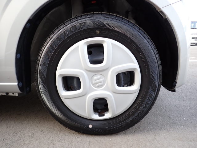 �������z�C�[���L���b�v(^^�􁚎ԑ̂̕��͋C�ƍ����Ă���̂͏����i�Ȃ�ł͂ł��ˁI