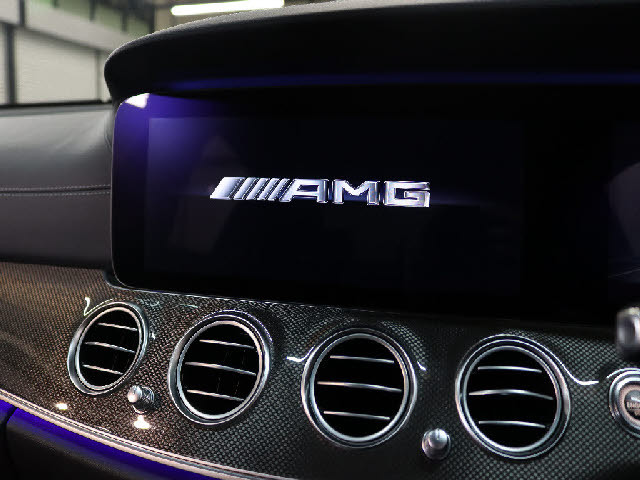 皆様のお問合せ・ご来店をスタッフ一同心よりお待ちしております！！０３−３６８７−６３６３