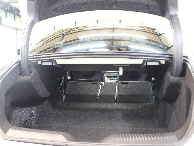 全車無料２年保証付き販売！！安心のアフターサービスでベンツライフをお愉しみ下さいませ。