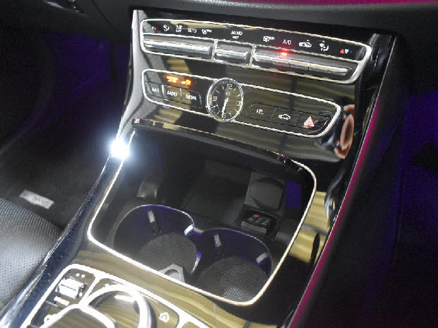 �f�ڈȊO�̉摜�����X�g�o�ɂđ������J���ł��I�����X��������ł����S���čw�����Ă���������悤�ו��܂Ōf�ڂ��Ă���܂��B���X�Ȃ�ł̗͂ǎ��Ȓ��ÎԂ݂̂�̔����Ă���܂��B