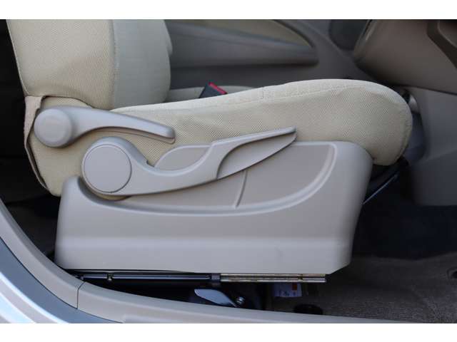 �V�[�g���t�^�[