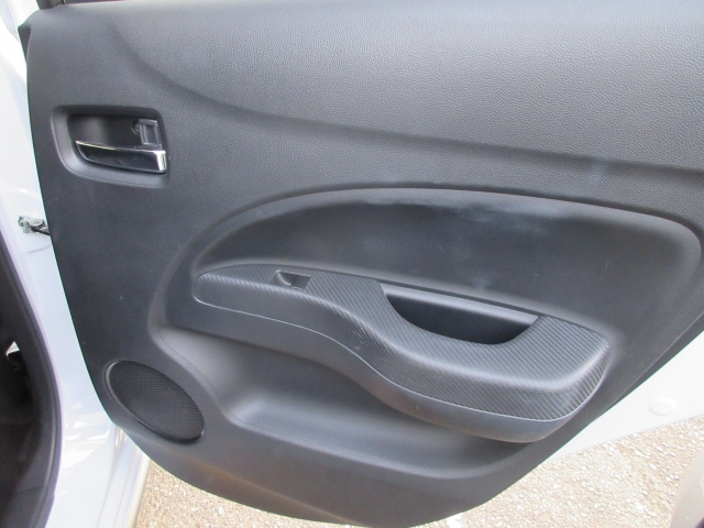 ��ȃh�A�̑��ʂł��B