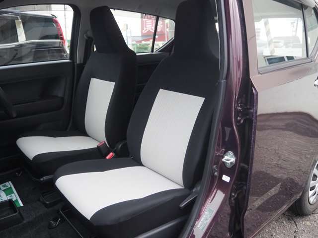 �V�[�g�Ƀ_���[�W��򉻂͏��Ȃ��A�ǍD�ȃR