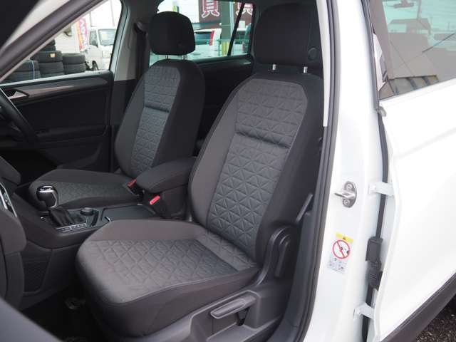 �V�[�g�Ƀ_���[�W��򉻂͏��Ȃ��A�ǍD�ȃR