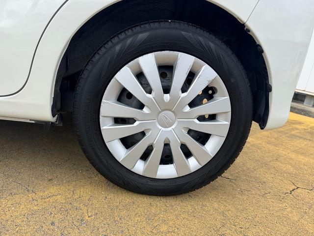 �ԗ��̏ڍׂ��Ԃɕt���܂��Ă̓X�^�b�t�܂ł��C�y�ɂ��₢���킹���������B