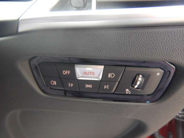 �w�b�h���C�g�E�X�C�b�`