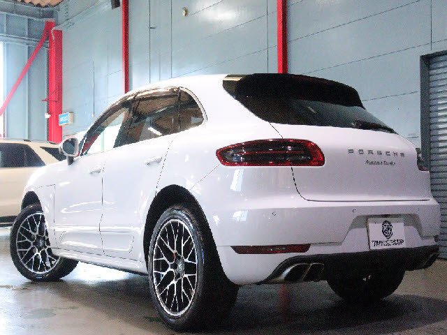 ���[�ԑO�͂�������Ƃ����������s���A�����L�^��𔭍s���Ă̂��[�ԂƂȂ�܂��B���[�Ԍ�͂Q�N�ۏ؂����t���v���܂��I�I���I�C���������S�J�����ɖ��������T�[�r�X�����{���Ă���܂��I