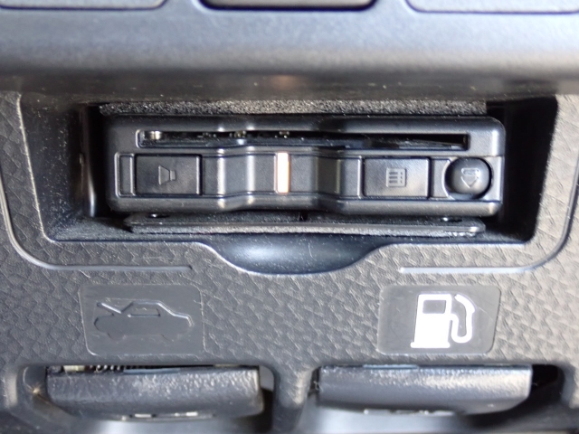 ETC���������Ă��܂��B�m���X�g�b�v�ŗ�������ʉ߂ł��܂��B���ꂵ�������ł���ˁB