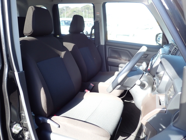 �t�����g�V�[�g�A��ԗǍD�ň��S�ł��B�傫�ȉ�����Ȃ����S�ł�