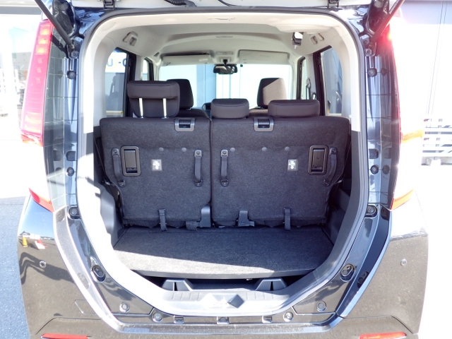 �ʏ펞�̃��P�b�W�X�y�[�X�ł��I�傫�ȊJ���ŉו��̏悹�~�낵���y�ɍs���܂��B