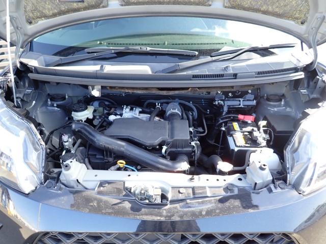 �G���W�����[�����N���[�j���O�ς݂ł��B�[�ԑO�ɓ_���������s���܂��B