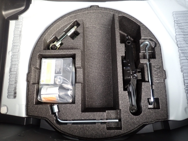 �p���N�C���L�b�g���t���Ă܂��B�������̎��̉��}���u�ɕK�v�ł��B