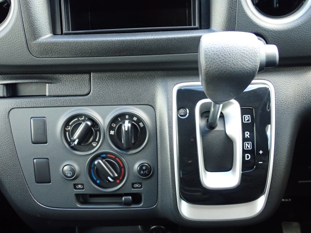 �V�t�g�ƃG�A�R���ł��B�_�C�������̃}�j���A���G�A�R���ɂȂ�܂��B�V���v���Ŏg���₷���I