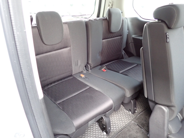 �㕔���Ȃ��傫�ȎC����Ȃ���ԗǍD�ł��B