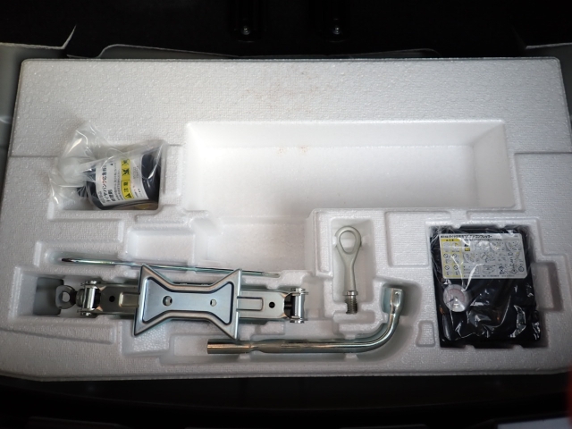 �p���N�C���L�b�g���t���Ă܂�.