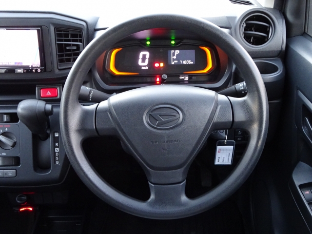 �h���C�u���R�[�_�[���]�i���o�[�Ȃǂ��̑��I�v�V�������ǉ��ł���Ă����Ă��������܂��B