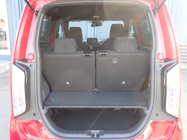 �ʏ펞�̃��P�b�W�X�y�[�X�ł��I�傫�ȊJ���ŉו��̏悹�~�낵���y�ɍs���܂��B