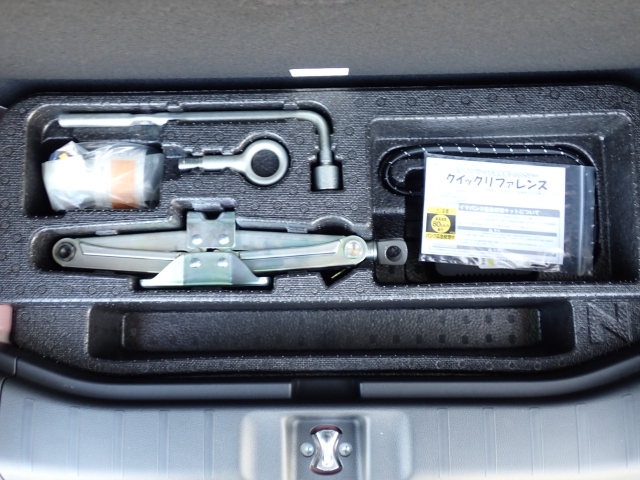 �p���N�C���L�b�g���t���Ă܂�.